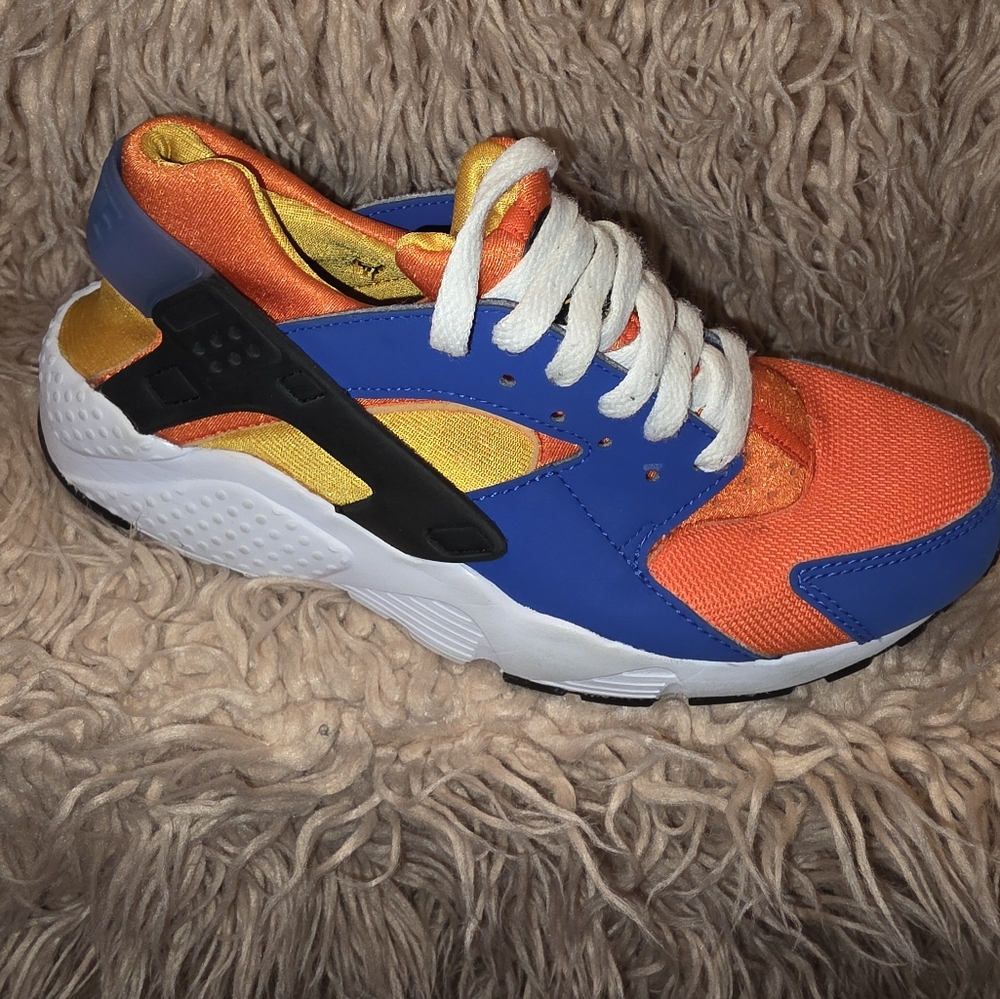 Nike Kids Sneakers - Blue, Orange, Yellow